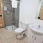 דירה 8 Bedroom Townhouse