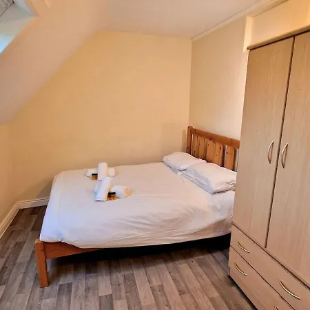 Apartmán 8 Bedroom Townhouse