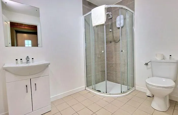 8 Bedroom Townhouse Lägenhet *