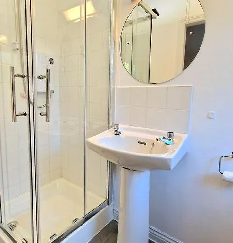 8 Bedroom Townhouse Lägenhet *