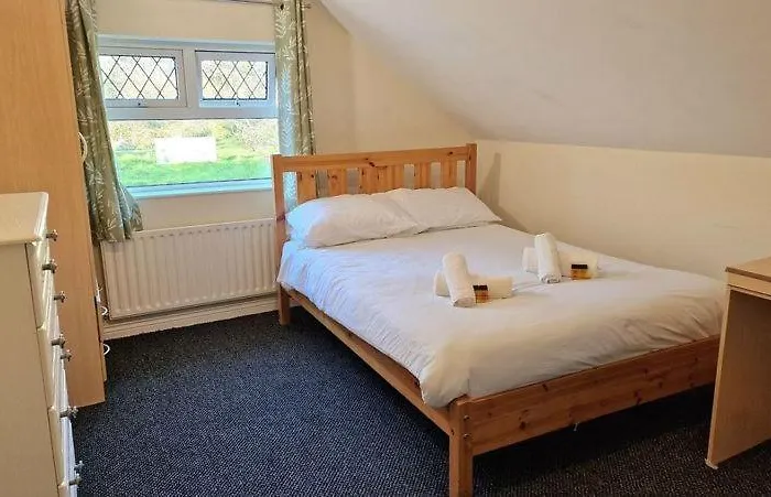 Lägenhet 8 Bedroom Townhouse *